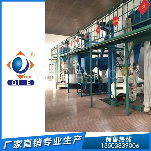 榨油機設(shè)備生產(chǎn)基地 企鵝機械市場認(rèn)知度高(圖1) 榨油機設(shè)備生產(chǎn)基地 企鵝機械市場認(rèn)知度高(圖1)